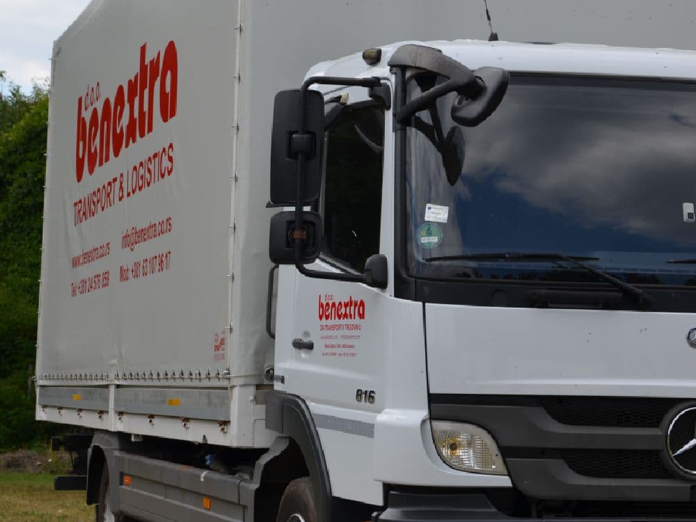 Benextra kamion — cerada